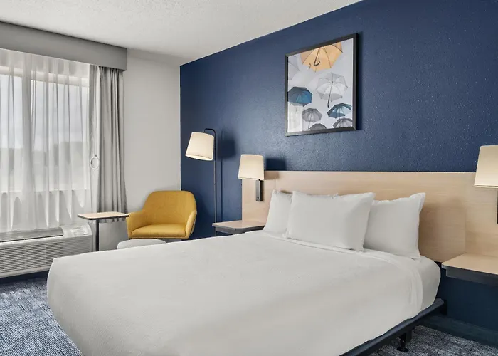 City Express By Marriott- Freeport